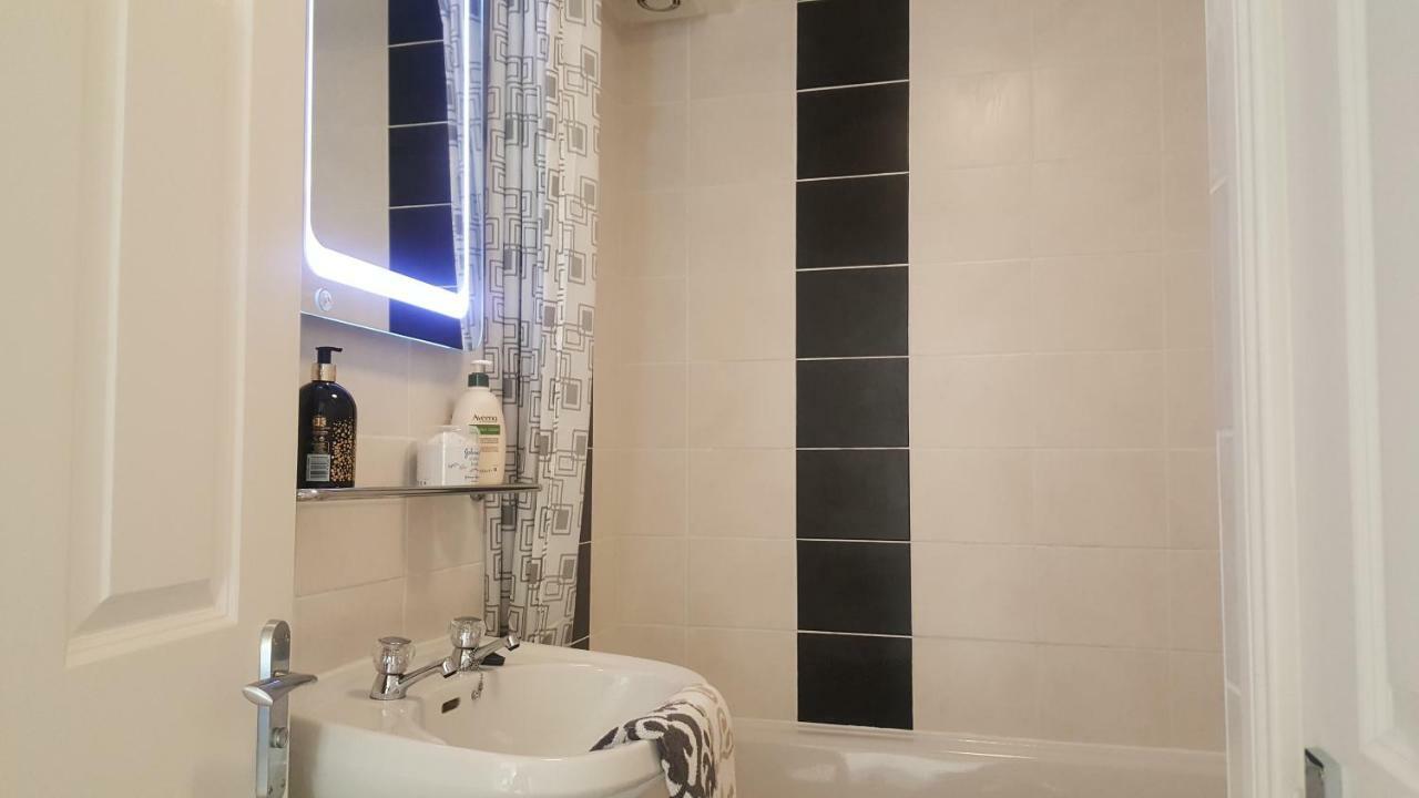 Queens Quarter Holiday Homes (Adults Only) 벨파스트 외부 사진