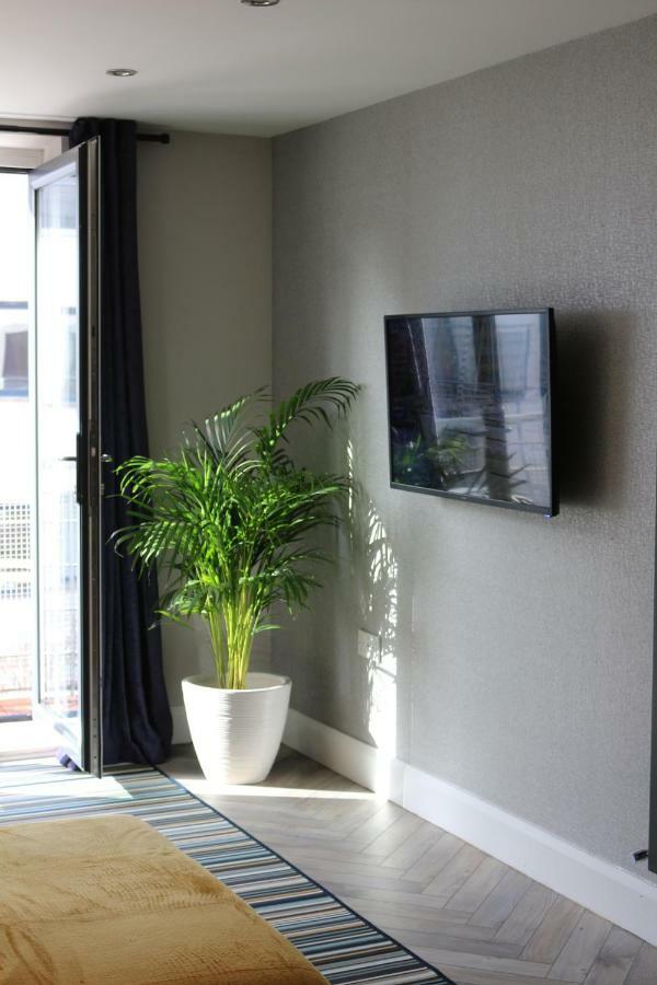 Queens Quarter Holiday Homes (Adults Only) 벨파스트 외부 사진