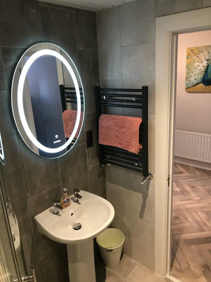 Queens Quarter Holiday Homes (Adults Only) 벨파스트 외부 사진
